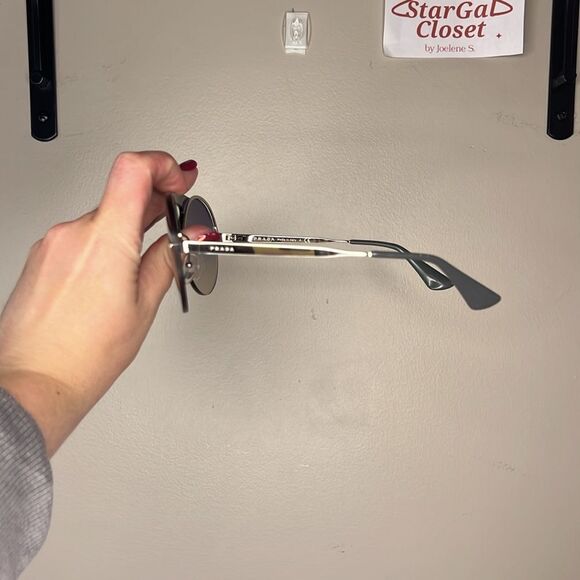 Prada PR65T Sunglasses Round Oversized WITH BOX | OS | GUC - Picture 7 of 10